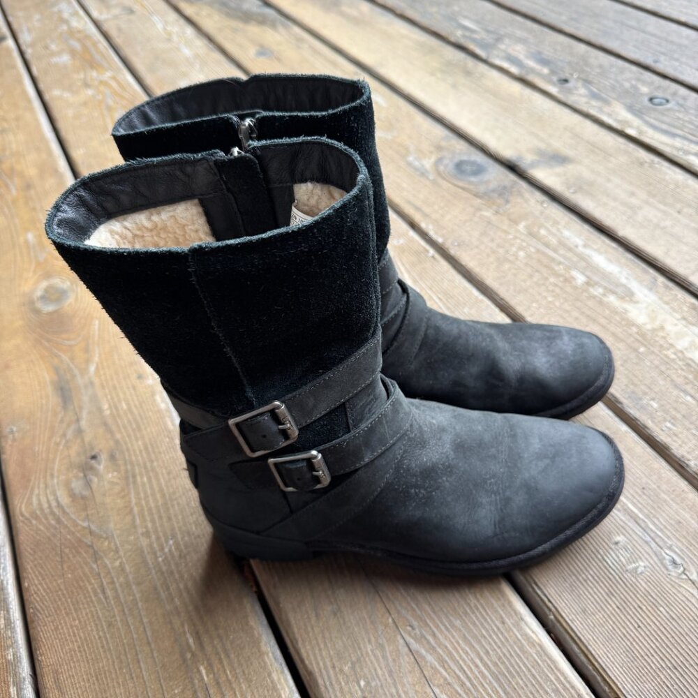 UGG Black Leather Lorna Side Zip Buckle Bootie in… - image 2